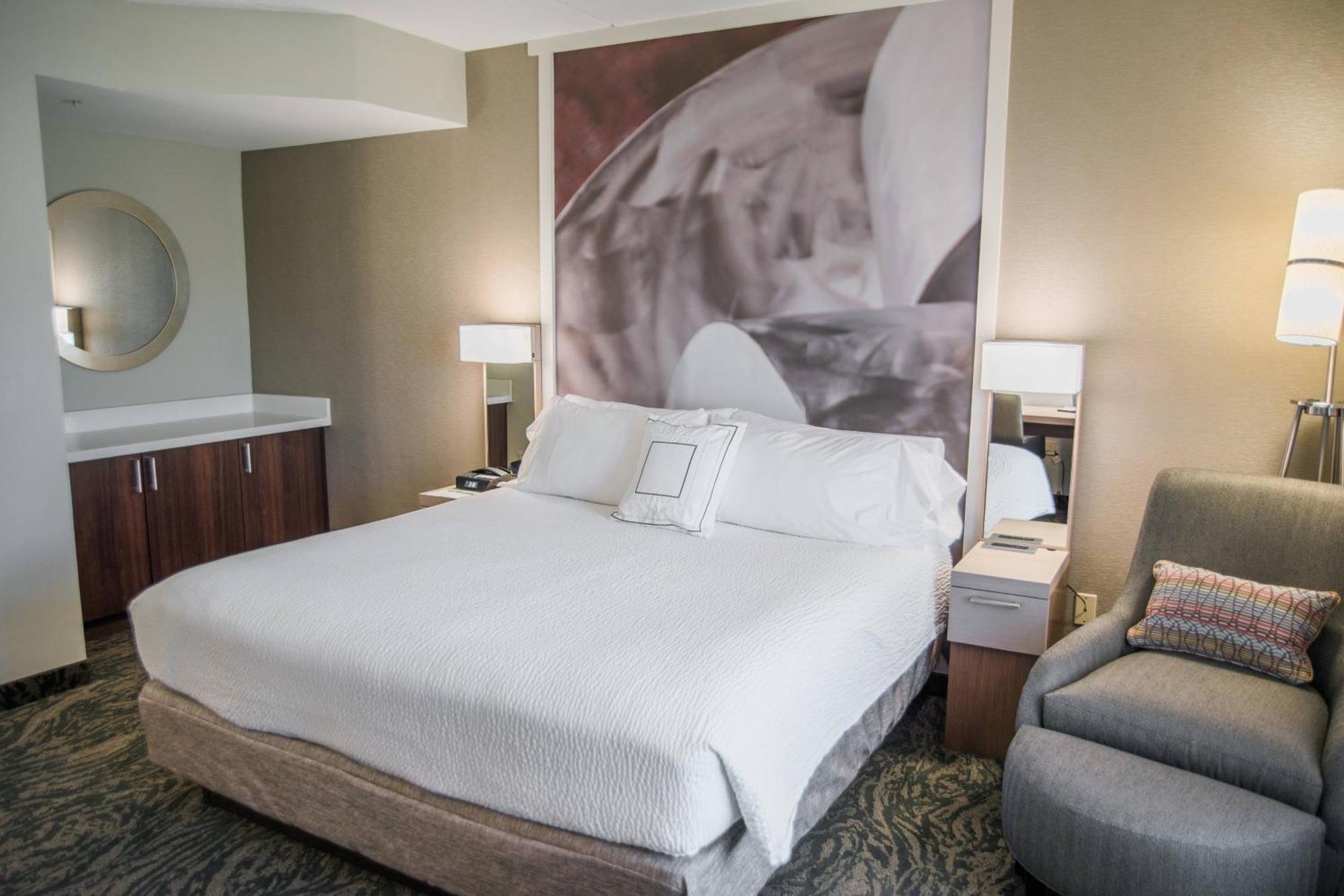 Courtyard By Marriott Hickory Otel Dış mekan fotoğraf